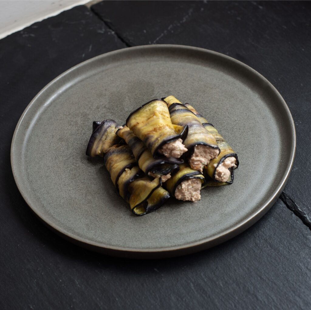 rouleaux d'aubergines aux noix carré